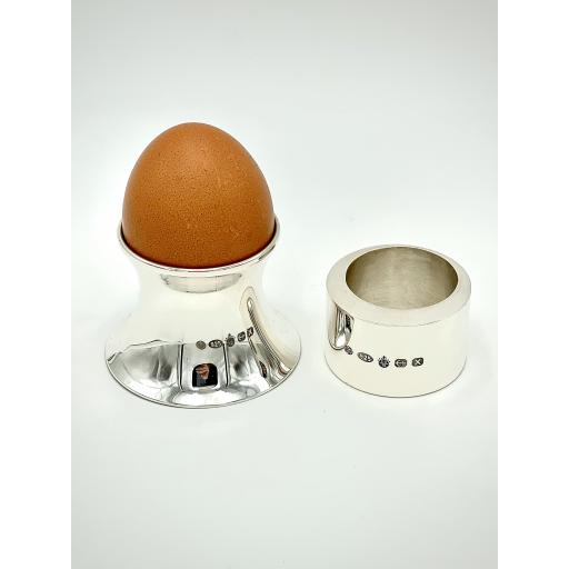 Egg cup and Napkin.jpg
